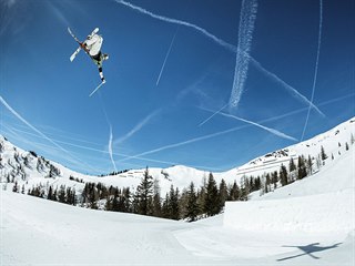 Snowboarding znamená volnost jak na svahu, tak mimo něj.