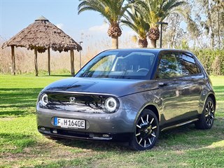 Honda E