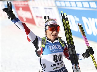 Lucie Charvátová si ve sprintu na MS v Anterselvě dojela pro bronz.