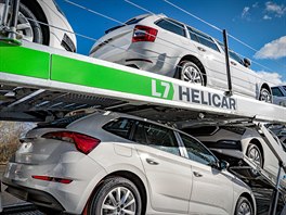 Kamion na stlačený zemní plyn Volvo FM/FH LNG ve službách firmy Helicar bude...