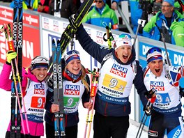 �eská smí�ená �tafeta Eva Puskar�íková, Markéta Davidová, Ond�ej Moravec a...