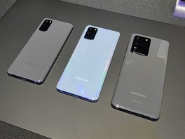 Samsung Galaxy S20 modely