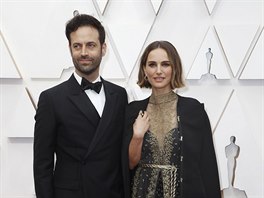 Benjamin Millepied a Natalie Portmanová na Oscarech (Los Angeles, 10. února...