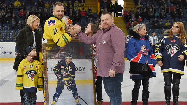 steck hokejov legendy Jaroslav Roubk (vlevo) a Martin Volke se louily s karirou.