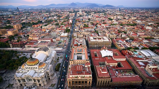 Mexico City. Pohled z Torre Latino, jedn z nejvych budov metropole