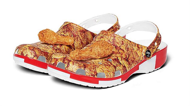 Obuvnick spolenost Crocs na trh uvedla pantofle, na jejich designu spolupracovala s etzcem KFC.