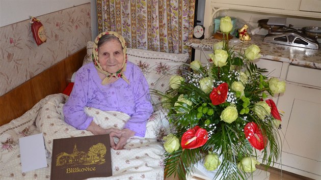 Marie Holíková z Blížkovic na Znojemsku byla ve 108 letech nejstarší občankou Česka.