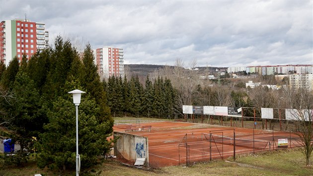 Areál tenisových kurtů na brněnských Vinohradech, kde se plánuje budoucí výstavba rekreačního centra. Proti němu se bouří někteří politici i místní.