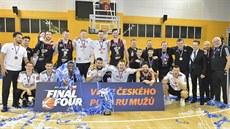 Basketbalisté Nymburka po triumfu v eském poháru basketbalist 2020.