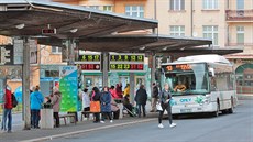 Trnice, uzlové autobusové nádraí karlovarské mstské hromadné dopravy.