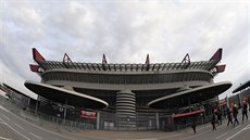 Milánský stadion San Siro coby djit zápasu AC Milán, Juventus Turín