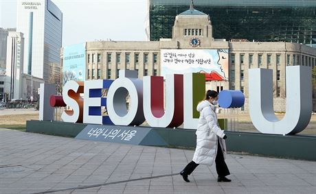 Kvli epidemii koronavirem byla v jihokorejském Soulu uzavena vtina...