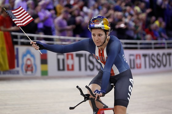 Americk drhov cyklistka Chloe Dygertov slav vtzstv a svtov rekord v...