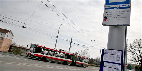 Prodloužená trolejbusová linka od listopadu jezdí do kopce směrem na Jírovu....
