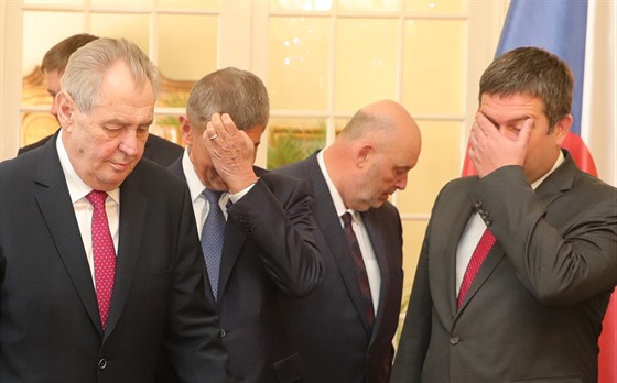 Prezident Zeman s premiérem Babišem a ministrem vnitra Hamáčkem v Lánech