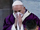 Papež František během mše na Popeleční středu (26. 2. 2020)