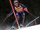 Italka Federica Brignoneová na trati slalomu v rámci alpské kombinace v Crans...
