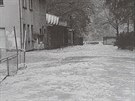 Kdy� se jindy klidn� Jihl�vka prom�nila v kv�tnu 1985 v dravou �eku, ohrozila...