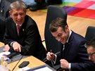 Lídři evropských zemí se sjeli do Bruselu na summit o rozpočtu EU, na snímku...