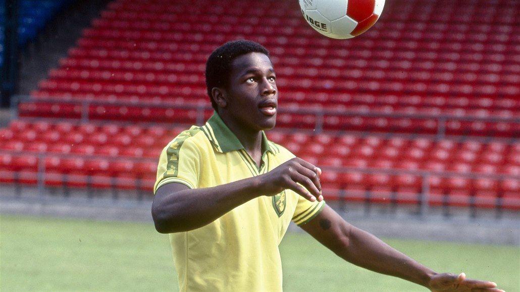 Justin Fashanu, fotbalista anglického klubu Norwich City (1979)