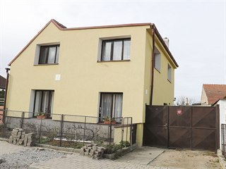 Dům rodičů exministra dopravy Vladimíra Kremlíka. (24. února 2020)