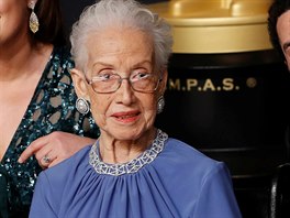 Matemati�ka Katherine Johnsonová v roce 2017 na ceremoniálu udílení Oscar�, kde...