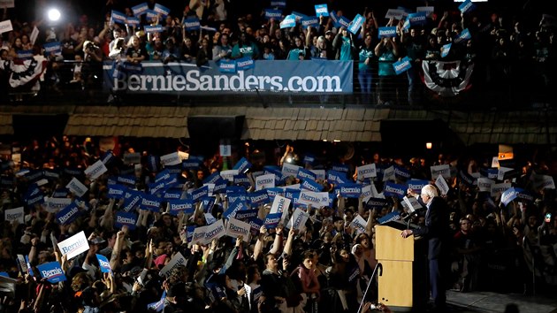 Senátor Bernie Sanders zvítězil v americkém státě Nevada ve stranickém klání demokratů o nominaci na kandidaturu v prezidentských volbách. (23. února 2020)