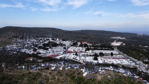 Uprchlick tbor Moria na eckm ostrov Lesbos (23. nora 2020)