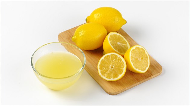 E330 je znaka kyseliny citronov, kter se nachz v nejrznjch druzch...