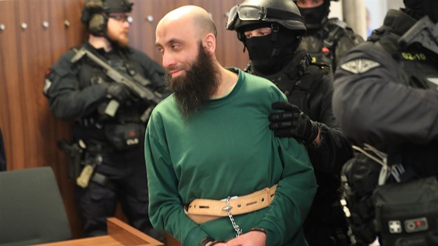 Bval prask imm Samer Shehadeh u Mstskho soudu v Praze (28. nora 2020)