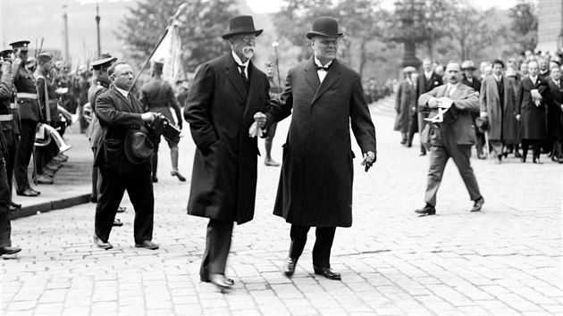 T. G. Masaryk s Antonnem vehlou