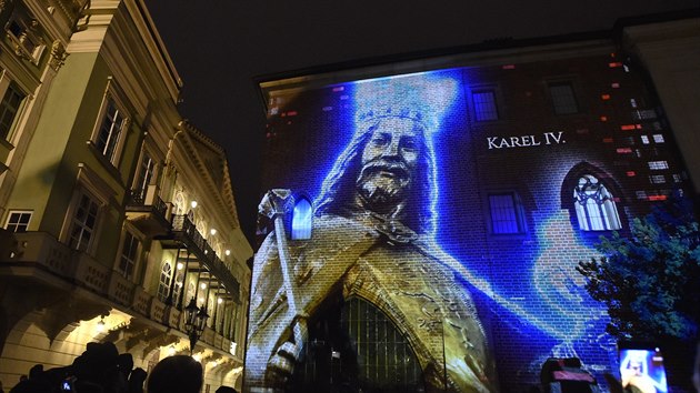 Na budovu Karolina v Praze se promítal videomapping ke stému výročí navrácení názvu Karlova univerzita a stému výročí československé ústavy (29. února 2020).