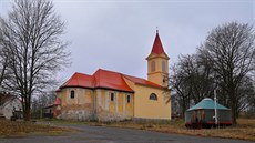 Na kostelu v Paliči se podařilo opravit věž, od loňska má svatostánek kompletně...