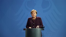 Nmecká kancléka Angela Merkelová mluví ped novinái o tragédii ve mst...