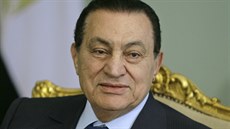 Zemel bývalý egyptský prezident Husní Mubarak.