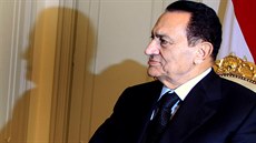 Zemel bývalý egyptský prezident Husní Mubarak.  Na snímku z 11. prosince 2010.