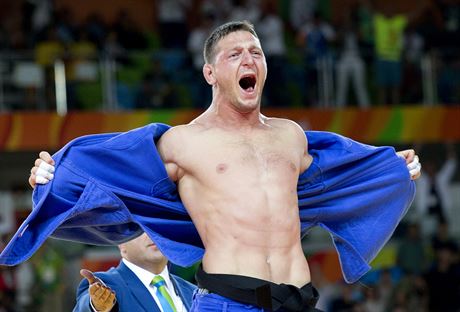 Prvn olympijsk zlato vybojoval Luk Krplek v roce 2016 na hrch v Rio de...