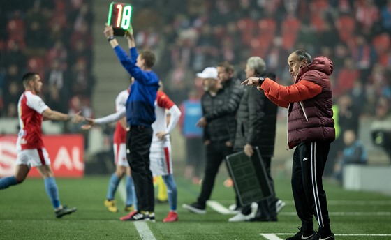 Sparanský trenér Václav Kotal bhem derby na Slavii.