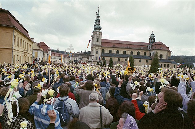 Pape Jan Pavel II. navtívil Velehrad v roce 1990, na mi dorazilo 300 tisíc...