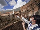 Turisté v ímském Koloseu (7. bezna 2020)