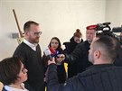 Starosta Prahy 6 Ondej Kolá komentuje pro média situaci v Z Antonína ermáka...