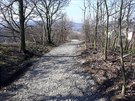 U� zde vznikla i �t�rkov� cesta, kter� n�v�t�vn�ky dovede a� na vrchol pahorku.