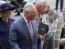 Vévodkyn Camilla a princ Charles pi píchodu do Westminsterského opatství...