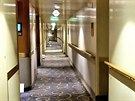Prázdné prostory výletní lodi Grand Princess, která kotví u San Francisca. Na...