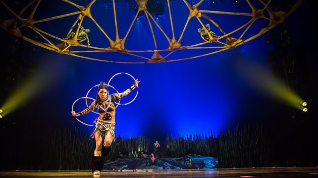Kanadsk spolenost Cirque du Soleil v pedstaven Totem, se kterm vystoup v ervenci a srpnu 2020 na Letensk plni v Praze.