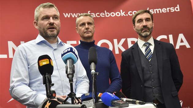 Premir a mstopedseda strany Smr-SD Peter Pellegrini a mstopedsedov Richard Rai a Juraj Blanr (1. bezna 2020)