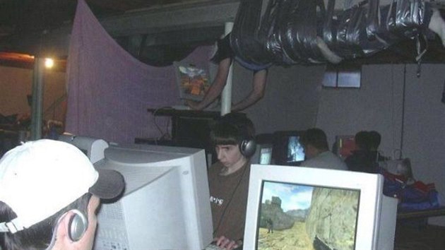 Slavná LAN party