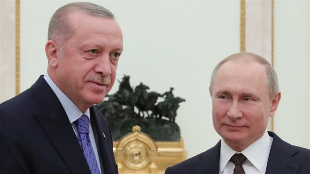 Tureck prezident Recep Tayyip Erdogan pi setkn s ruskm premirem Vladimrem Putinem v Moskv. (5. bezna 2020)