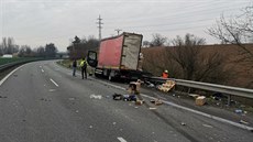 Dálnice D46 ve smru z Olomouce na Vykov ped Prostjovem je místem astých...