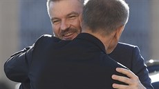 Premiér Andrej Babi vítá pedsedu vlády Slovenska Petera Pellegriniho ped...